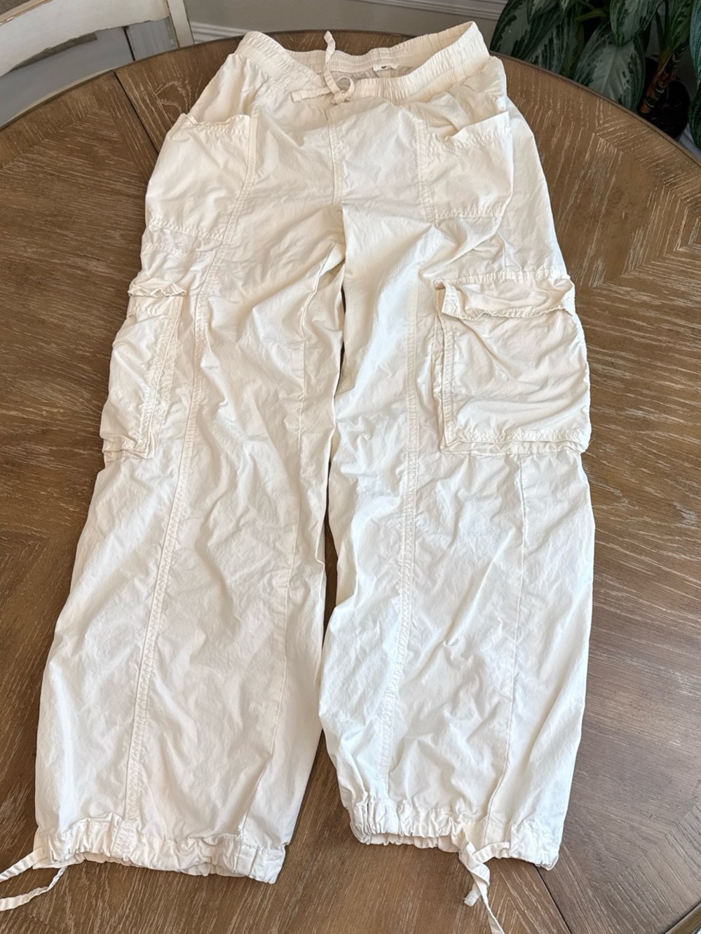 Aerie High Waisted Go-For-It Baggy Cargo Pants